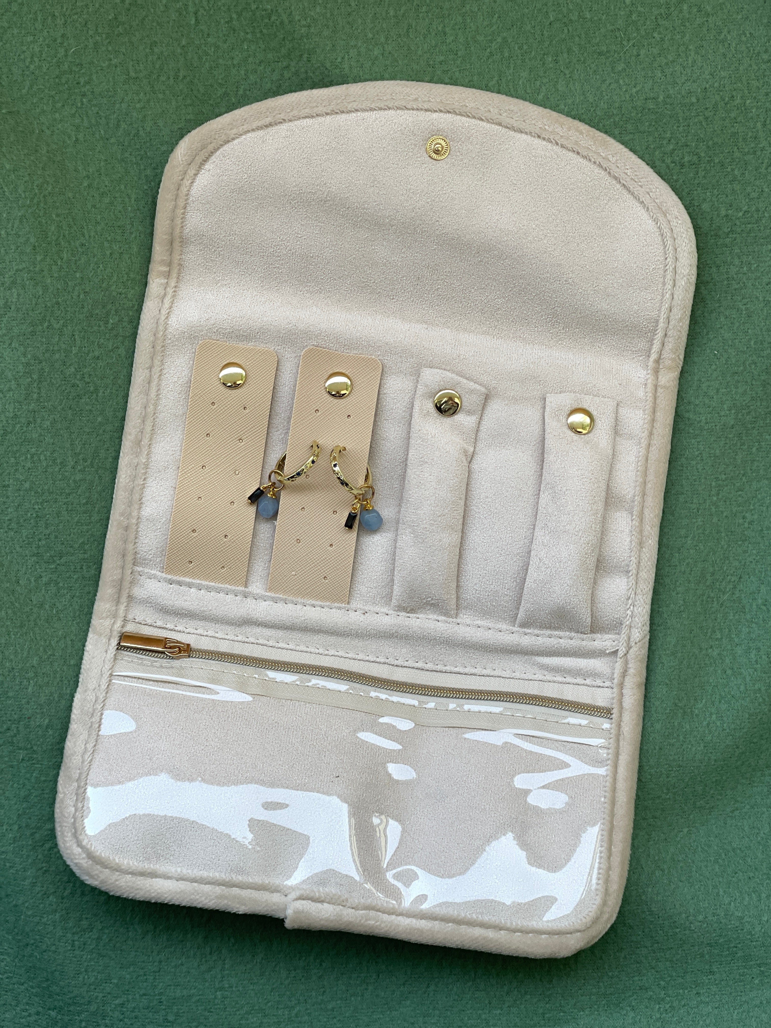 Pochette bijoux