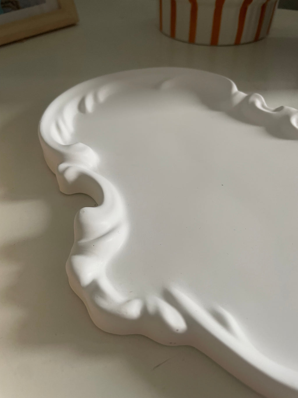 Plateau moulures blanc