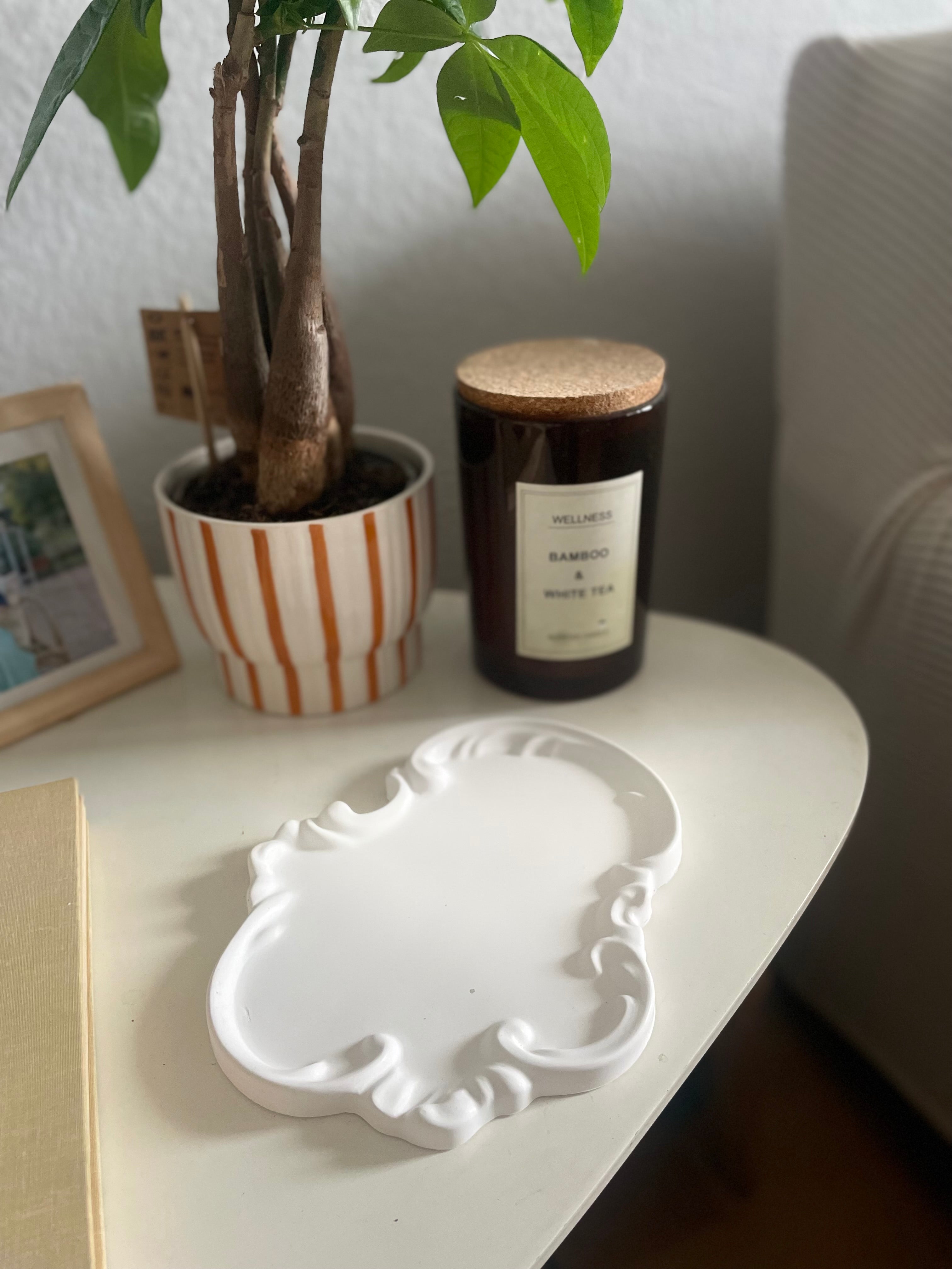 Plateau moulures blanc